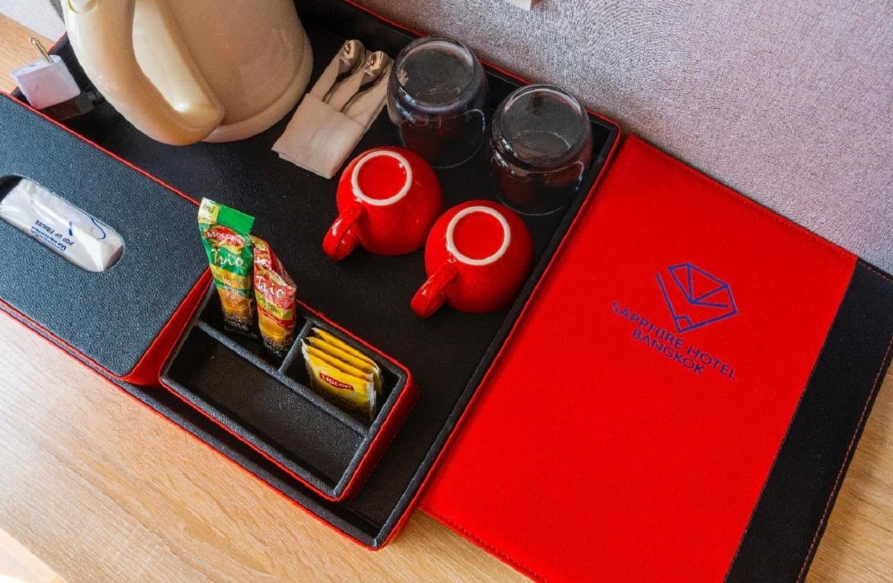 Sapphire Hotel Silom Bangkok Exterior photo A tea tray